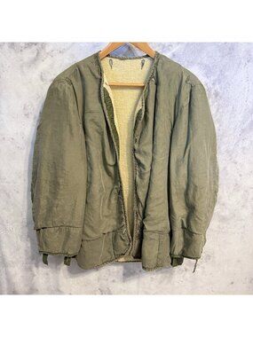 Vintage US Military Jacket Liner Mens Large Olive Green